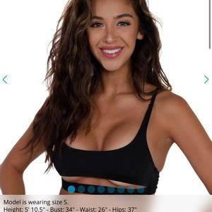 Iheartraves Malibu BB cutout crop top